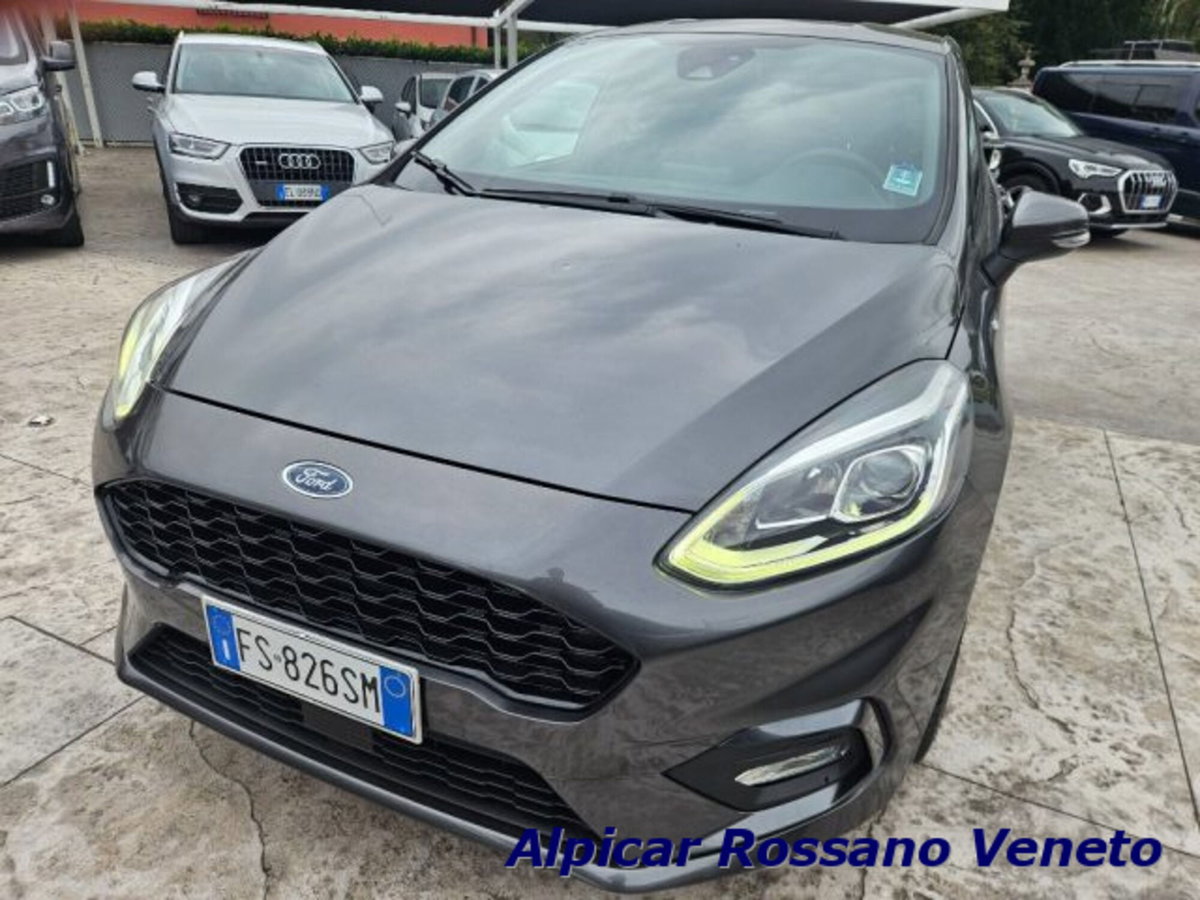Ford Fiesta 1.5 TDCi 120 CV 5 porte ST-Line (19)