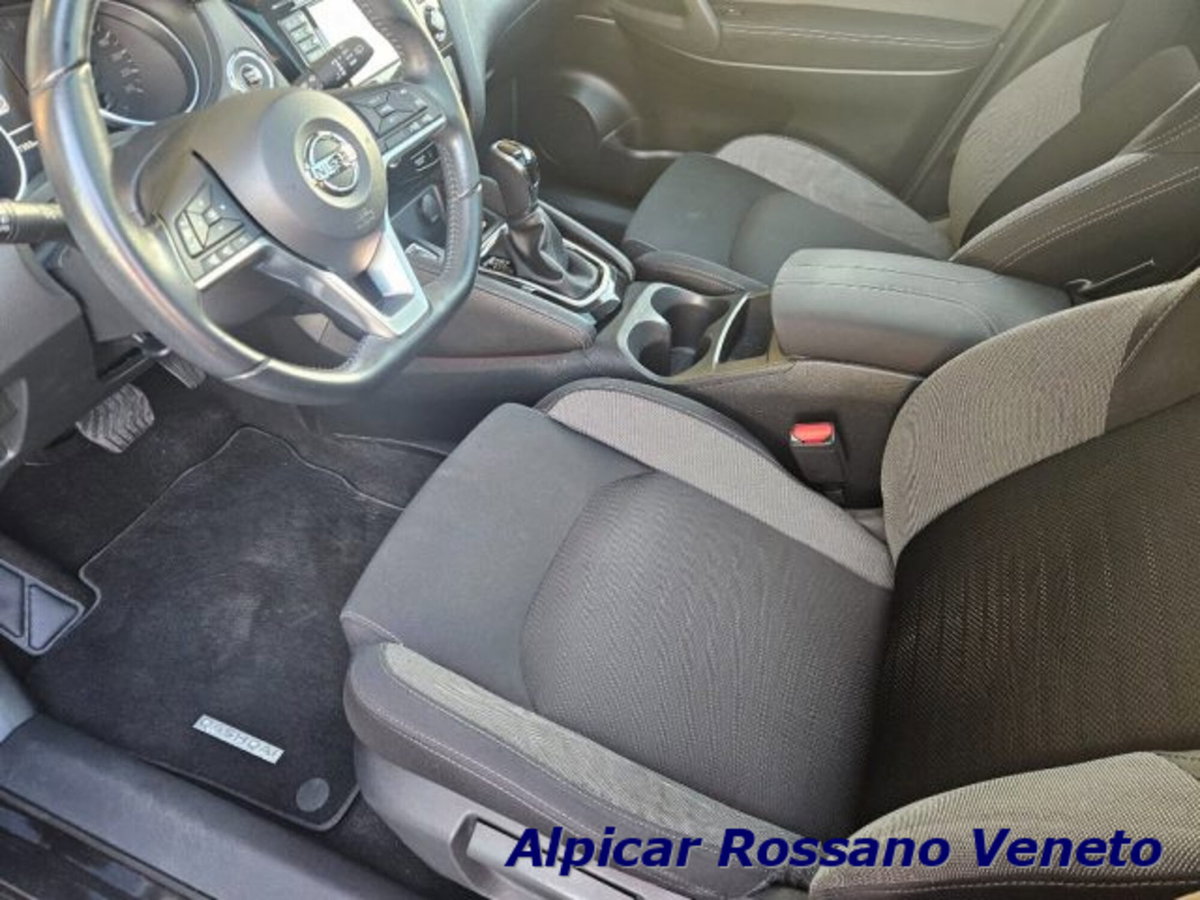 Nissan Qashqai 1.2 DIG-T N-Connecta (8)