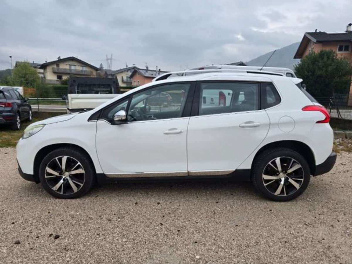 Peugeot 2008 e-HDi 92 CV Stop&Start robotizzato Allure (3)