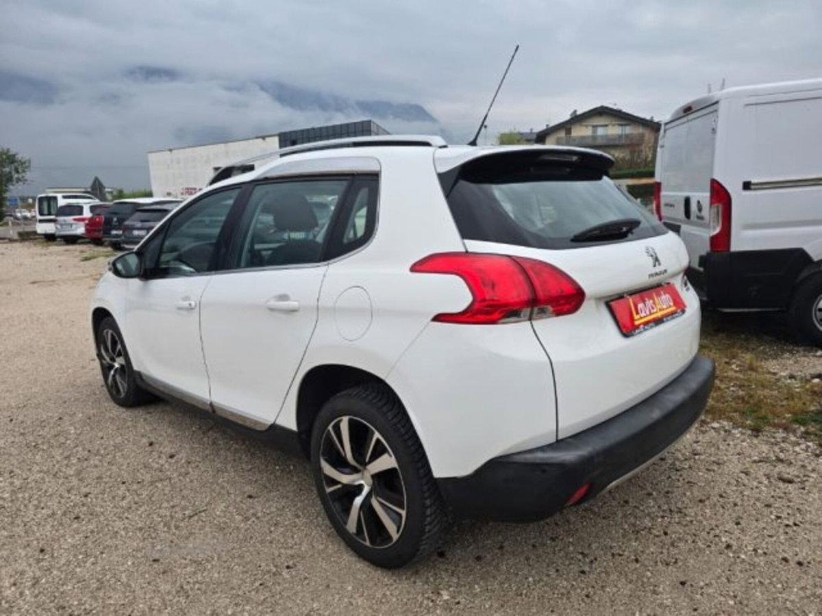 Peugeot 2008 e-HDi 92 CV Stop&Start robotizzato Allure (4)