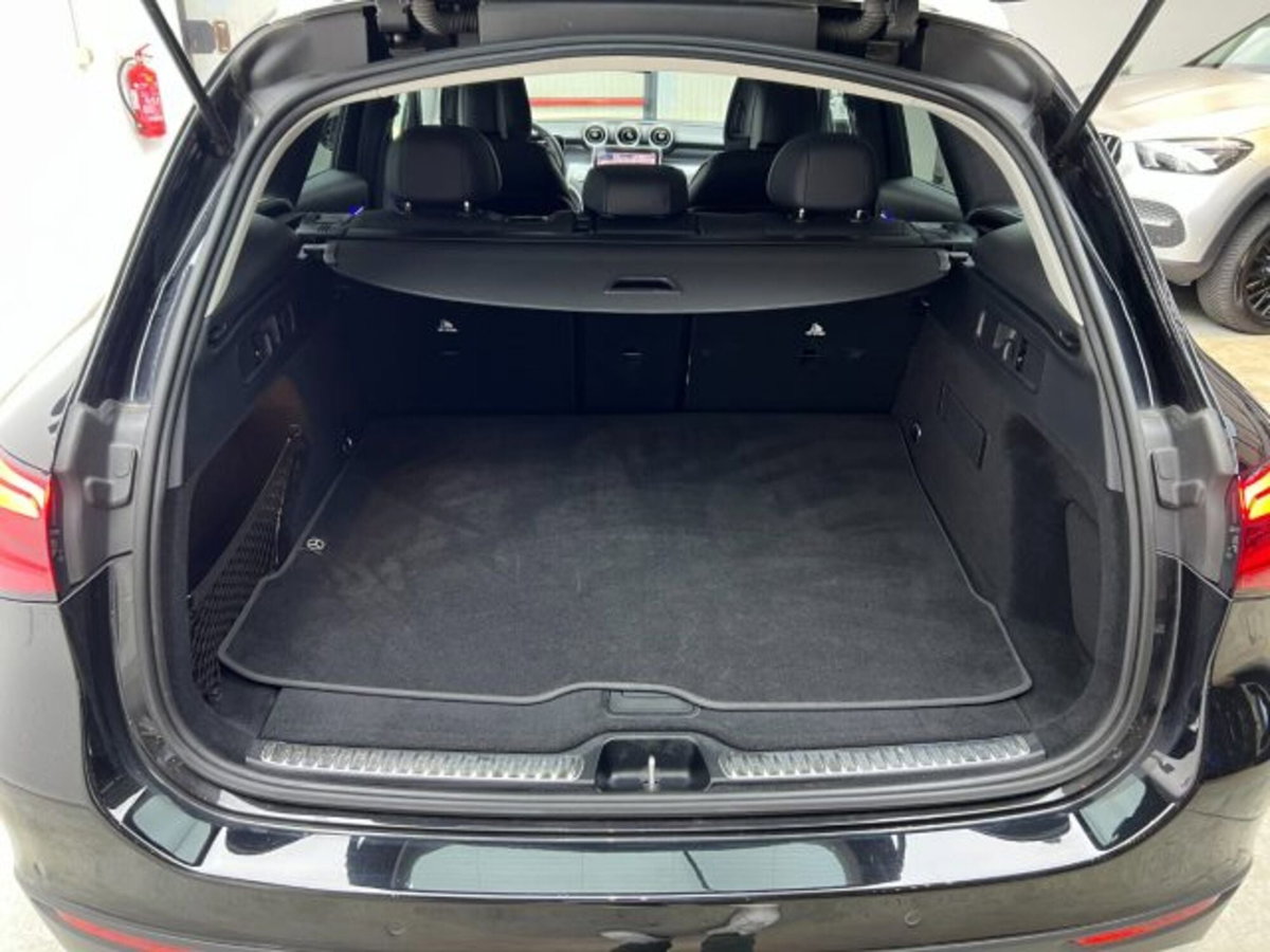 Mercedes-Benz GLC 220 d 4Matic Mild Hybrid AMG Advanced Plus (20)