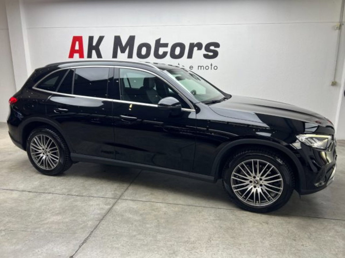 Mercedes-Benz GLC 220 d 4Matic Mild Hybrid AMG Advanced Plus (8)