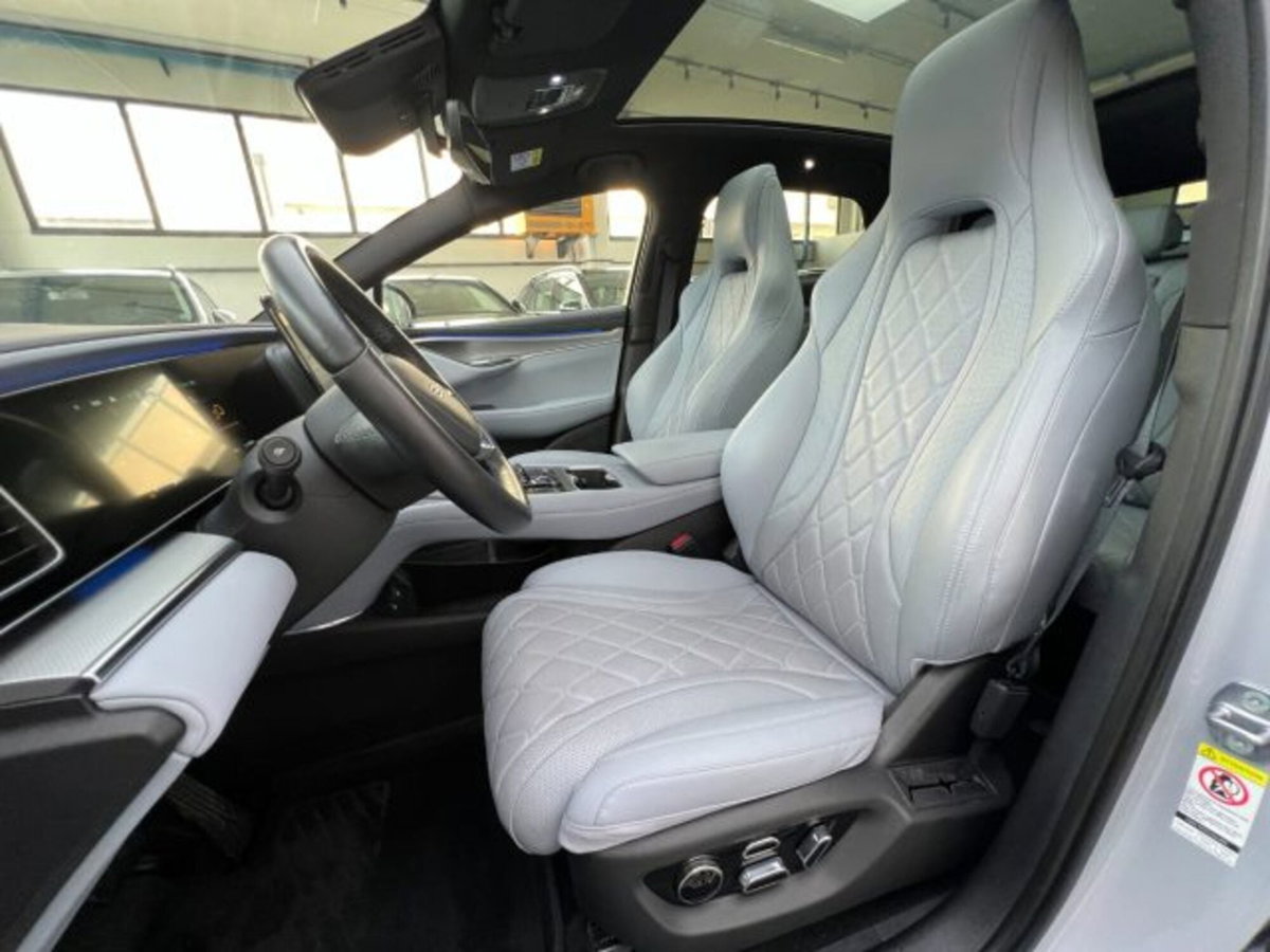 Byd Sealion 7 91,3 kWh Excellence awd (13)