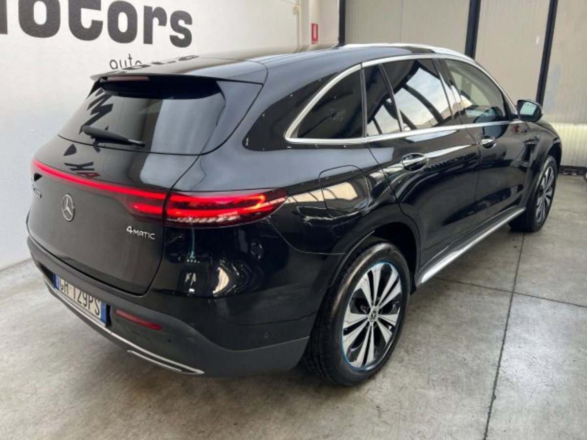 Mercedes-Benz EQC 400 4Matic Sport (9)