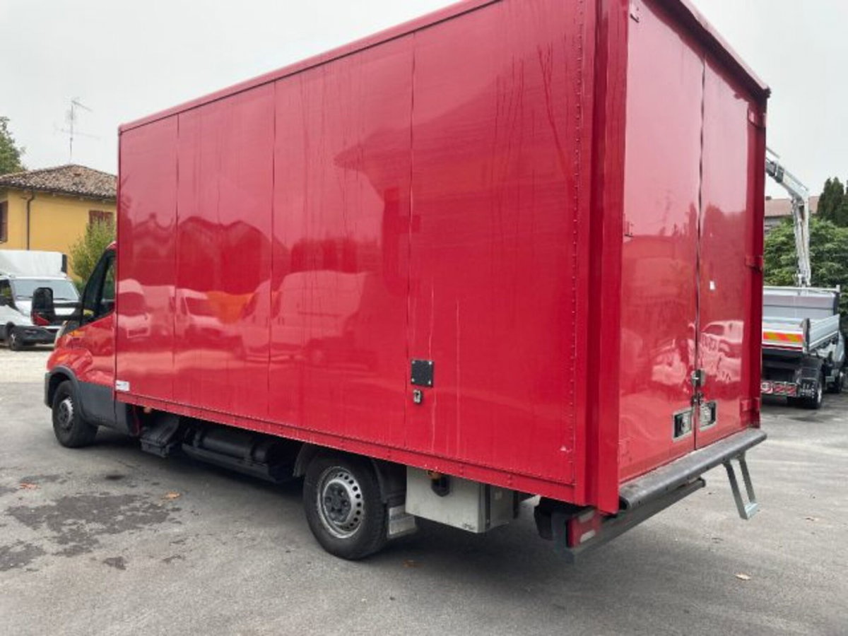 Iveco Daily Telaio 35C14NA8 BTor 3.0 CNG PLM Cabinato Hi-Matic (3)