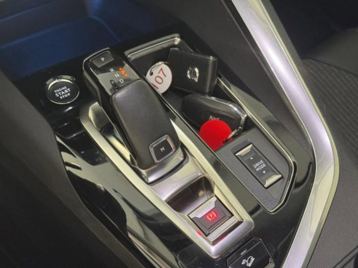 Peugeot 3008 BlueHDi 130 S&S EAT8 Allure Pack (16)