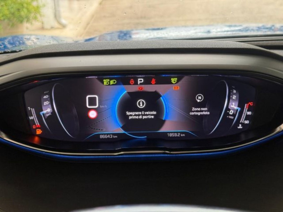 Peugeot 3008 BlueHDi 130 S&S EAT8 Allure Pack (20)