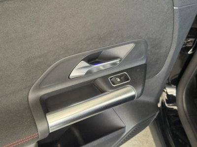 Mercedes-Benz GLA SUV 200 d Automatic Premium (12)