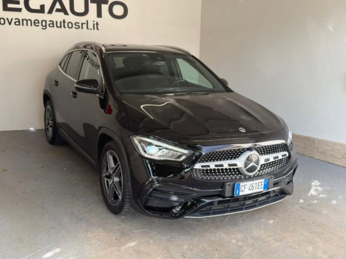 Mercedes-Benz GLA SUV 200 d Automatic Premium (2)