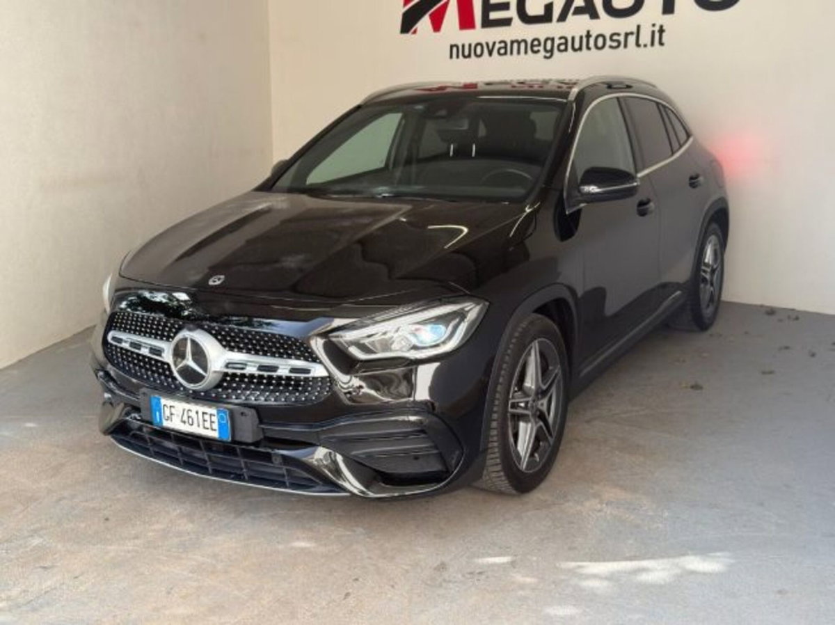 Mercedes-Benz GLA SUV 200 d Automatic Premium (4)
