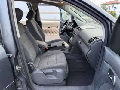 Volkswagen Touran TDI DPF Trendline (10)