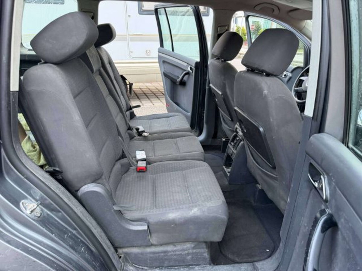 Volkswagen Touran TDI DPF Trendline (11)