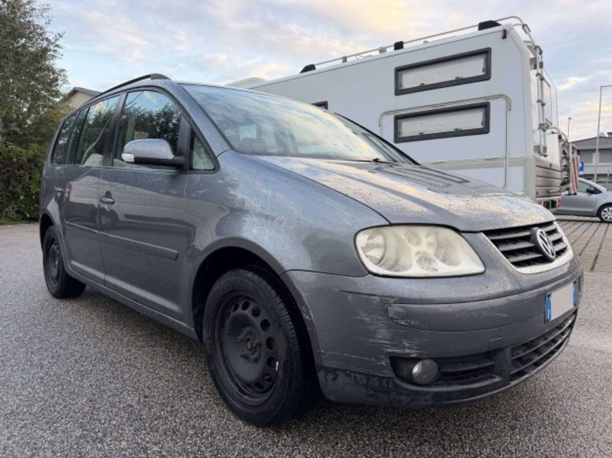 Volkswagen Touran TDI DPF Trendline (4)