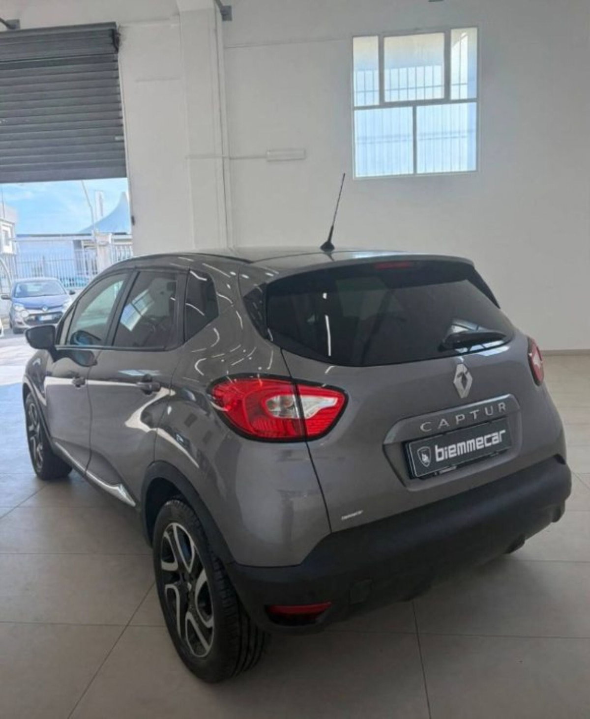 Renault Captur 1.5 dCi 8V 90 CV Start&Stop Energy R-Link (4)