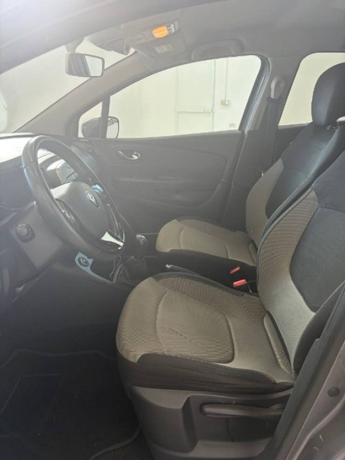 Renault Captur 1.5 dCi 8V 90 CV Start&Stop Energy R-Link (9)