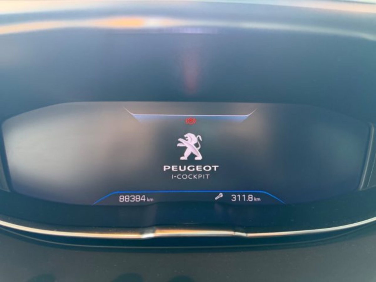 Peugeot 3008 BlueHDi 130 S&S EAT8 Allure Pack (5)