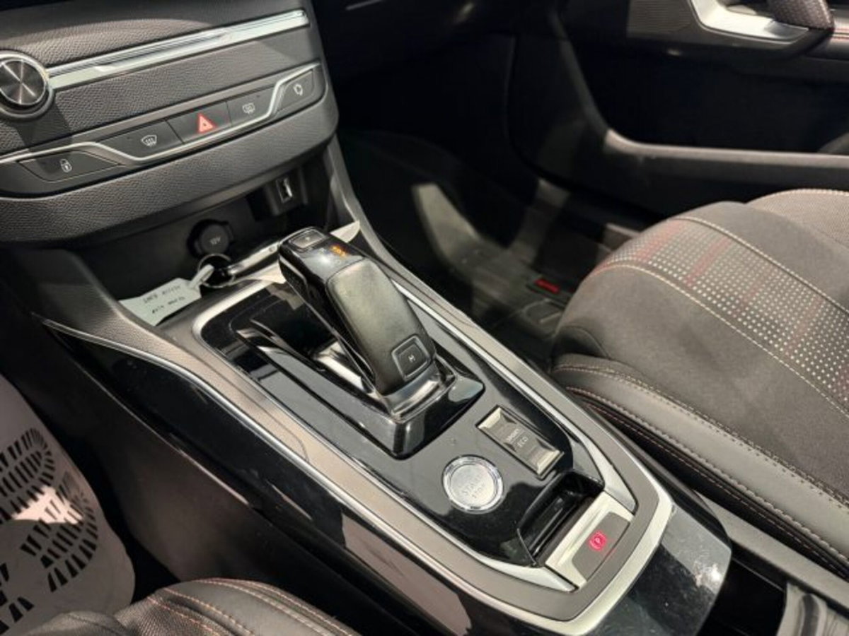 Peugeot 308 BlueHDi 130 S&S EAT8 GT Line (12)