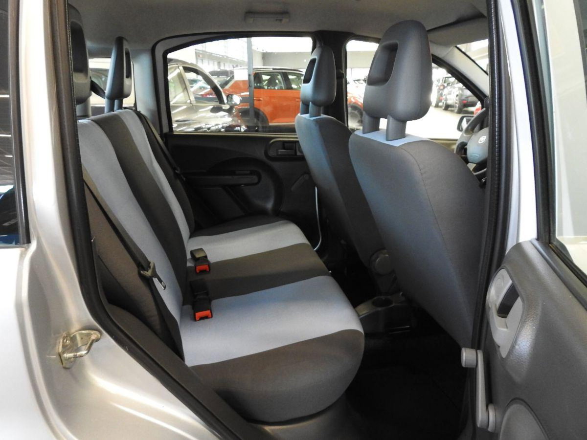 Fiat Panda 1.2 Dynamic Euro 5 (9)