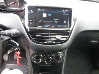 Peugeot 208 75 5 porte Active (14)