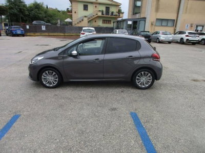 Peugeot 208 75 5 porte Active (4)