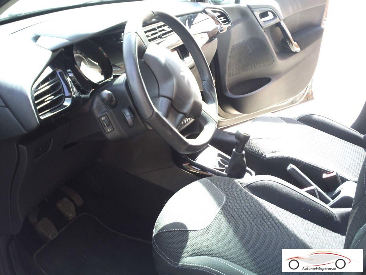 Citroen C3 1.4 HDi 70 Vanity Fair 10 (6)