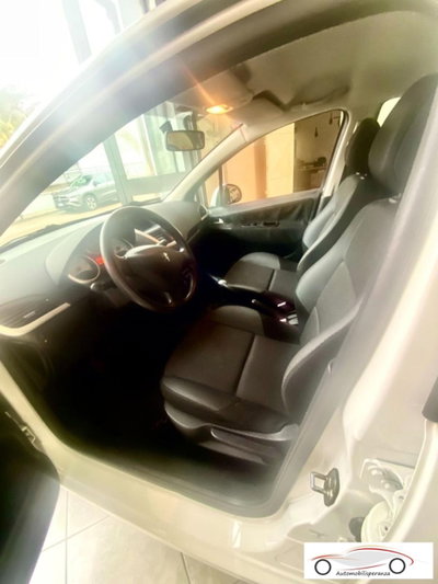 Peugeot 207 HDi 70CV 5p. Sweet Years (11)