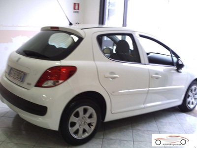 Peugeot 207 HDi 70CV 5p. Sweet Years (13)