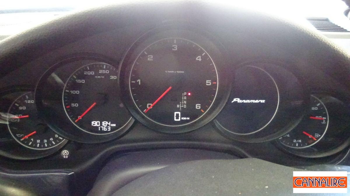 Porsche Panamera 3.0 Diesel (12)
