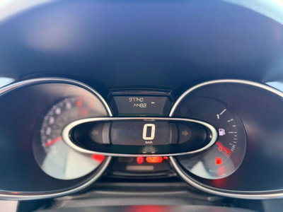 Renault Clio TCe 90 CV 5 porte Business (13)