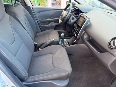 Renault Clio TCe 90 CV 5 porte Business (17)