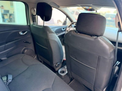 Renault Clio TCe 90 CV 5 porte Business (18)