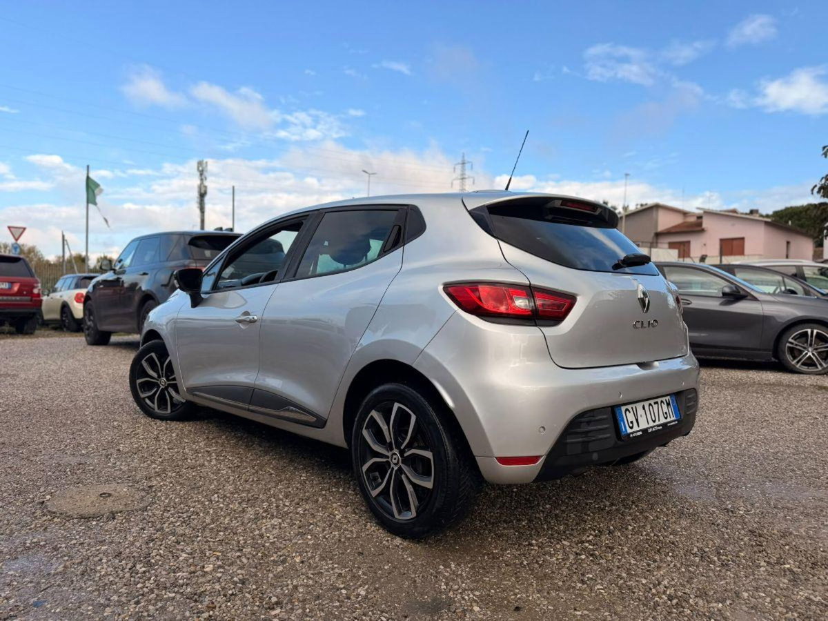Renault Clio TCe 90 CV 5 porte Business (4)