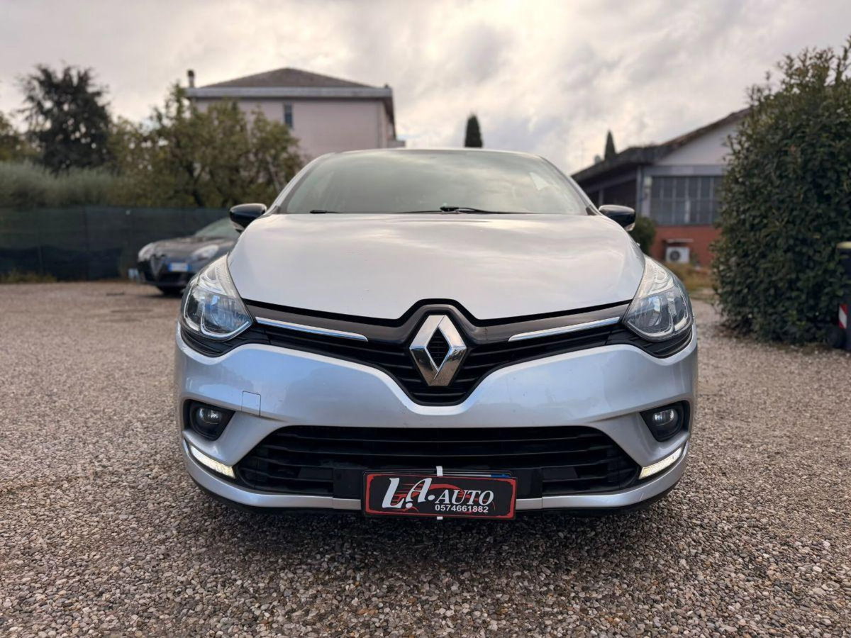 Renault Clio TCe 90 CV 5 porte Business (5)