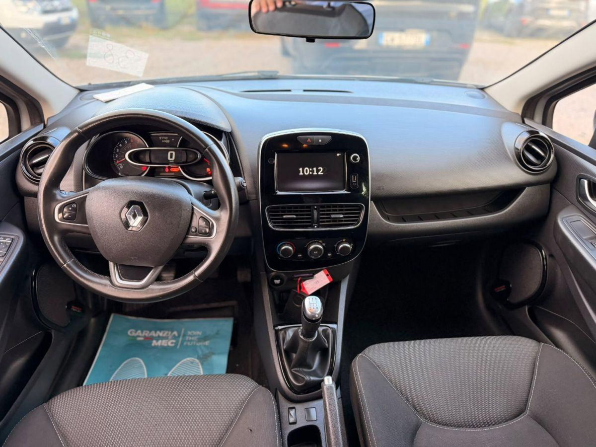 Renault Clio TCe 90 CV 5 porte Business (7)