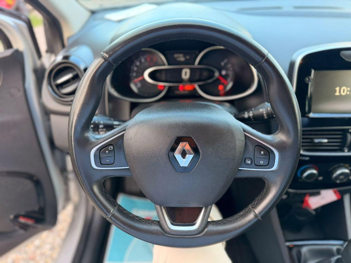 Renault Clio TCe 90 CV 5 porte Business (8)