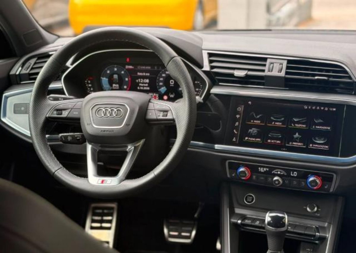 Audi Q3 Sportback 35 TDI S line edition (10)