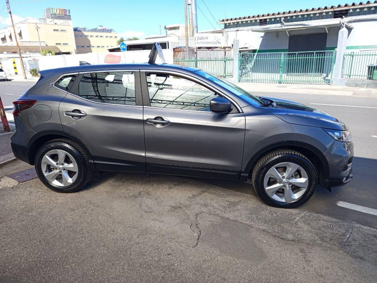 Nissan Qashqai 1.5 dCi 115 CV DCT Business (5)