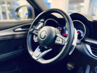 Alfa Romeo Stelvio 2.2 t Sprint Q4 210cv auto (13)