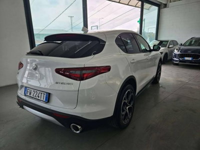 Alfa Romeo Stelvio 2.2 t Intensa Q4 210cv auto (6)