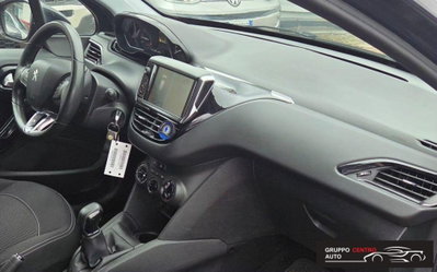 Peugeot 208 68 5 porte Active (14)