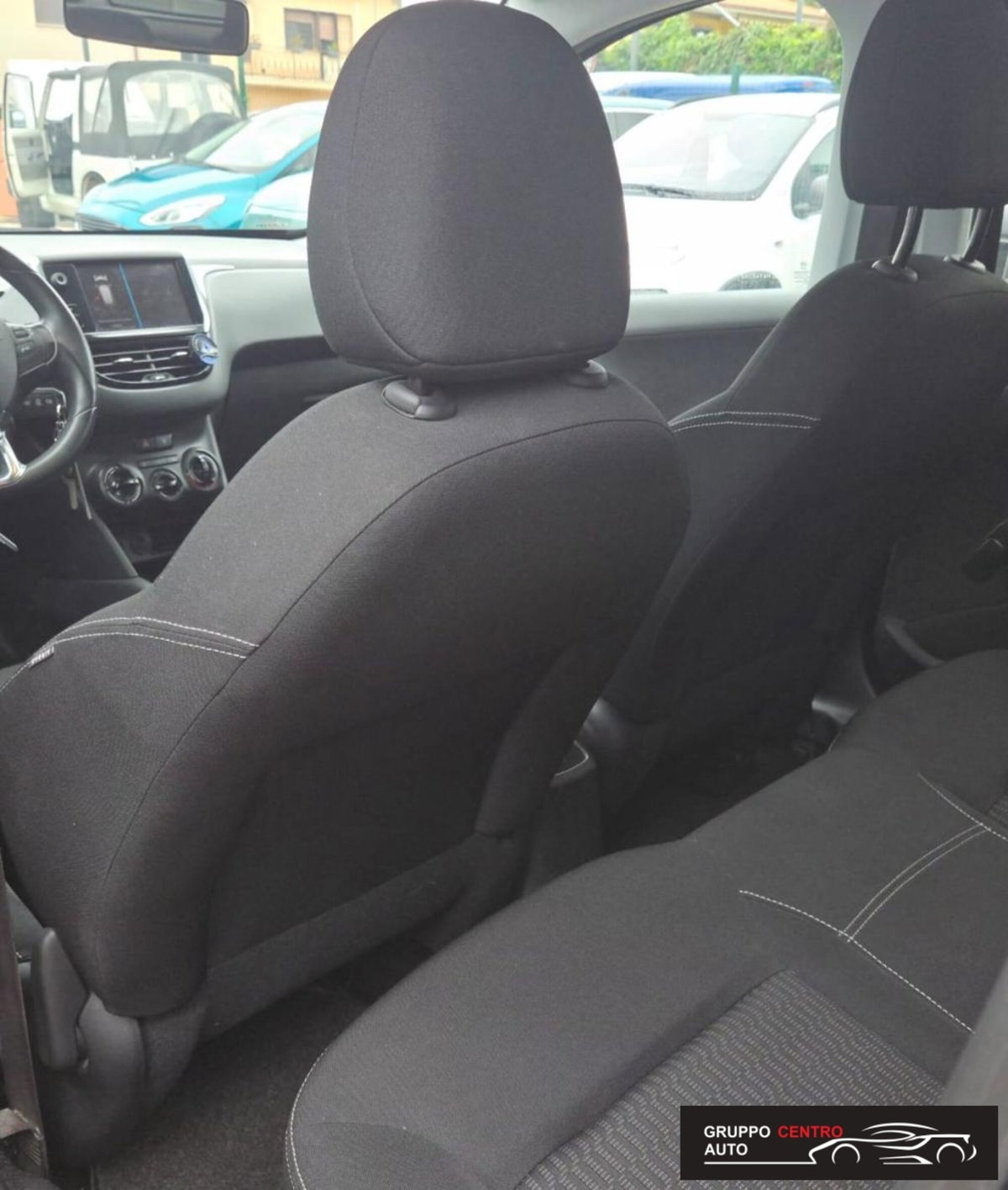 Peugeot 208 68 5 porte Active (15)