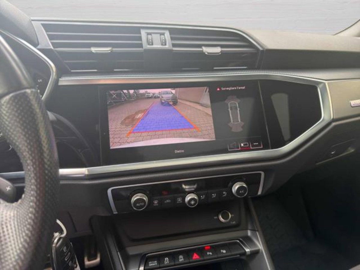 Audi Q3 45 TFSI quattro S tronic S line edition (12)