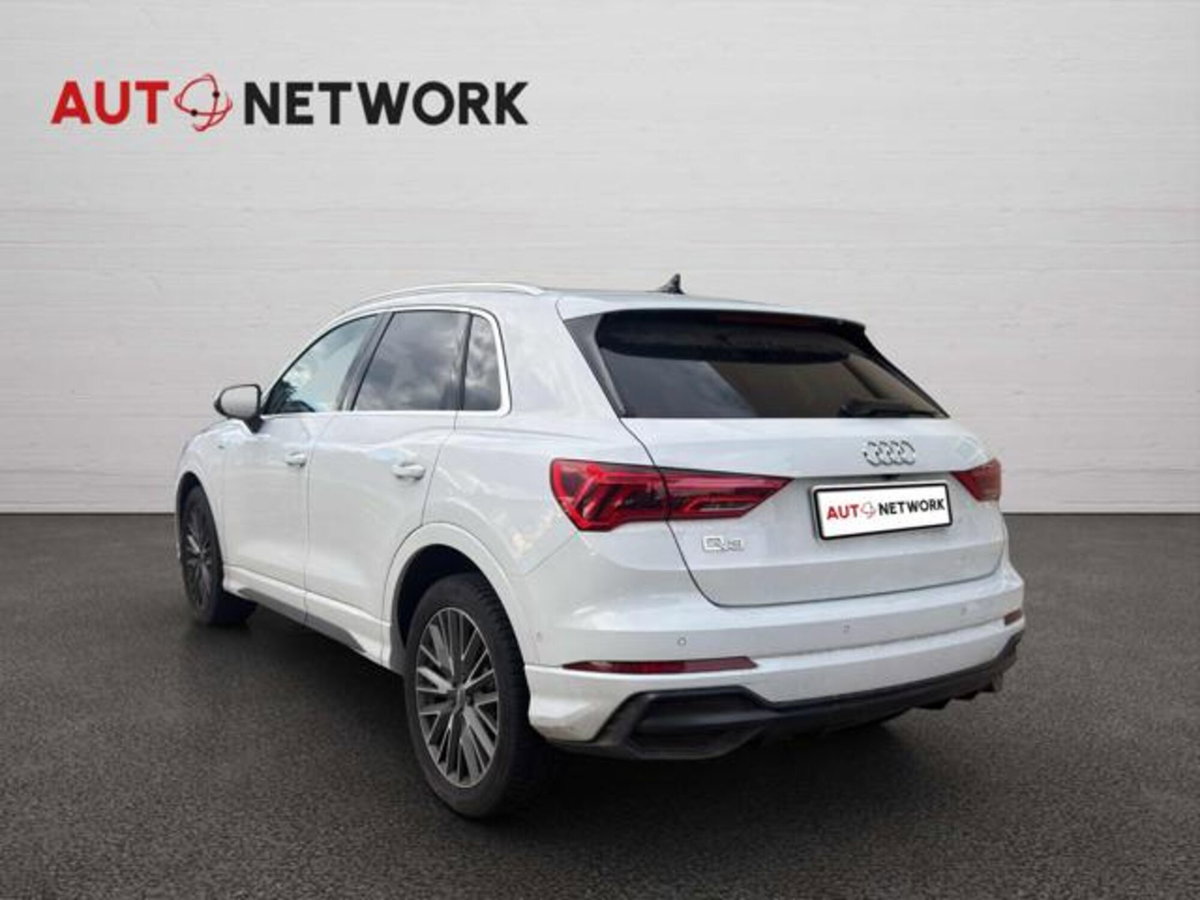 Audi Q3 45 TFSI quattro S tronic S line edition (4)