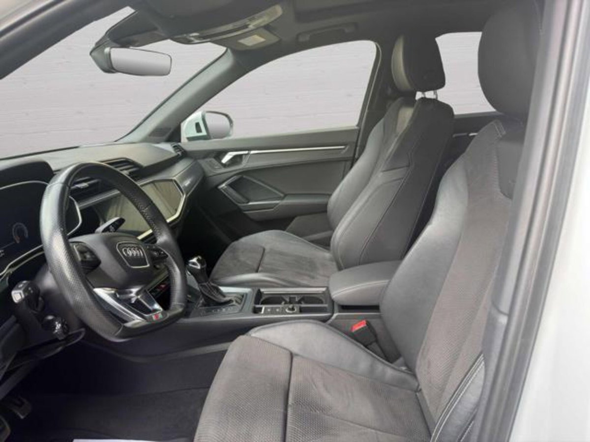 Audi Q3 45 TFSI quattro S tronic S line edition (9)
