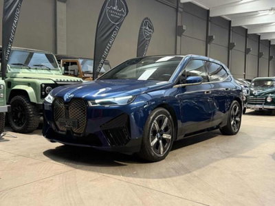 BMW iX xdrive50 pacchetto sportivo usata