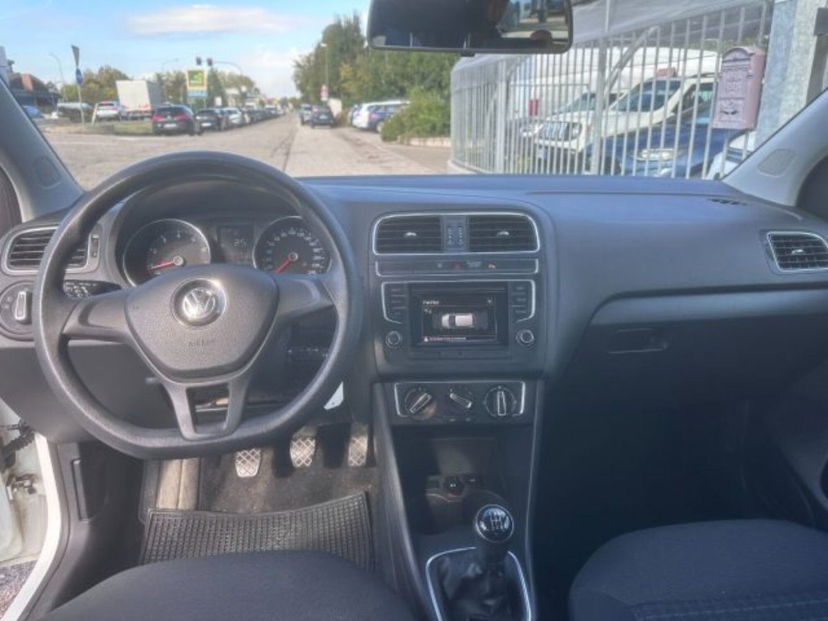 Volkswagen Polo 1.0 MPI 75 CV 5p. Comfortline (8)