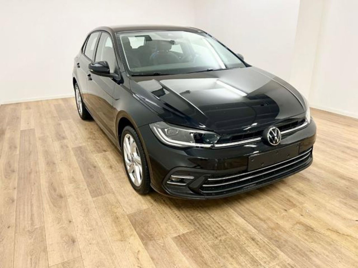 Volkswagen Polo 1.0 tsi Style 95cv (2)