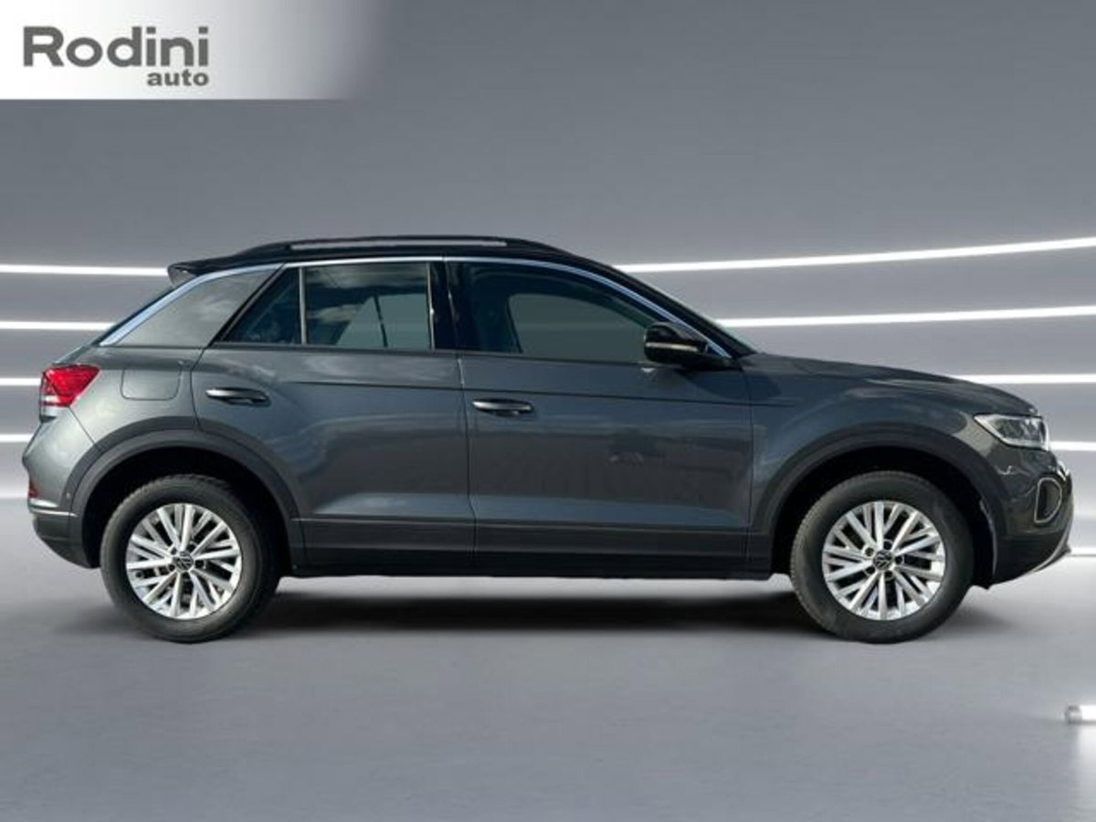 Volkswagen T-Roc 2.0 tdi Life 150cv dsg (3)