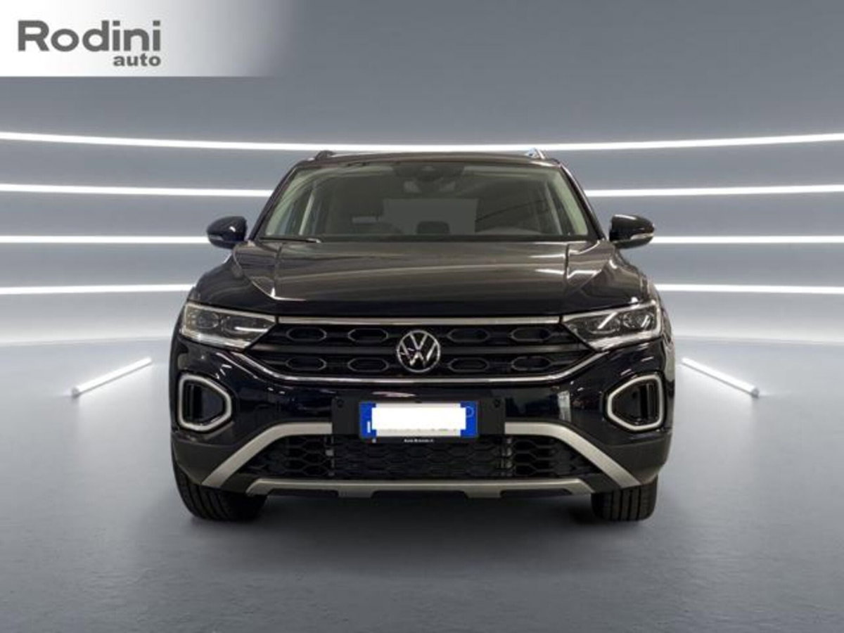 Volkswagen T-Roc 1.0 tsi Life 115cv (2)