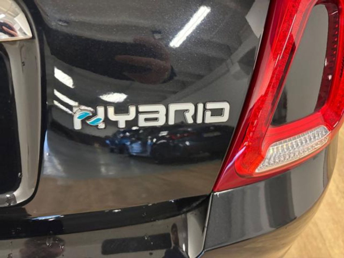 Fiat 500 1.0 Hybrid Club (12)